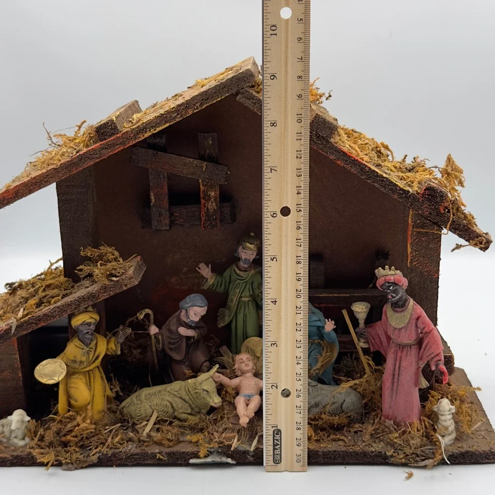 Vintage Italy Nativity Scene Wooden Stable‎ Moss Hand Painted crèche music box